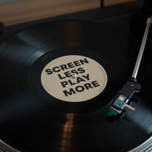 screen less play more